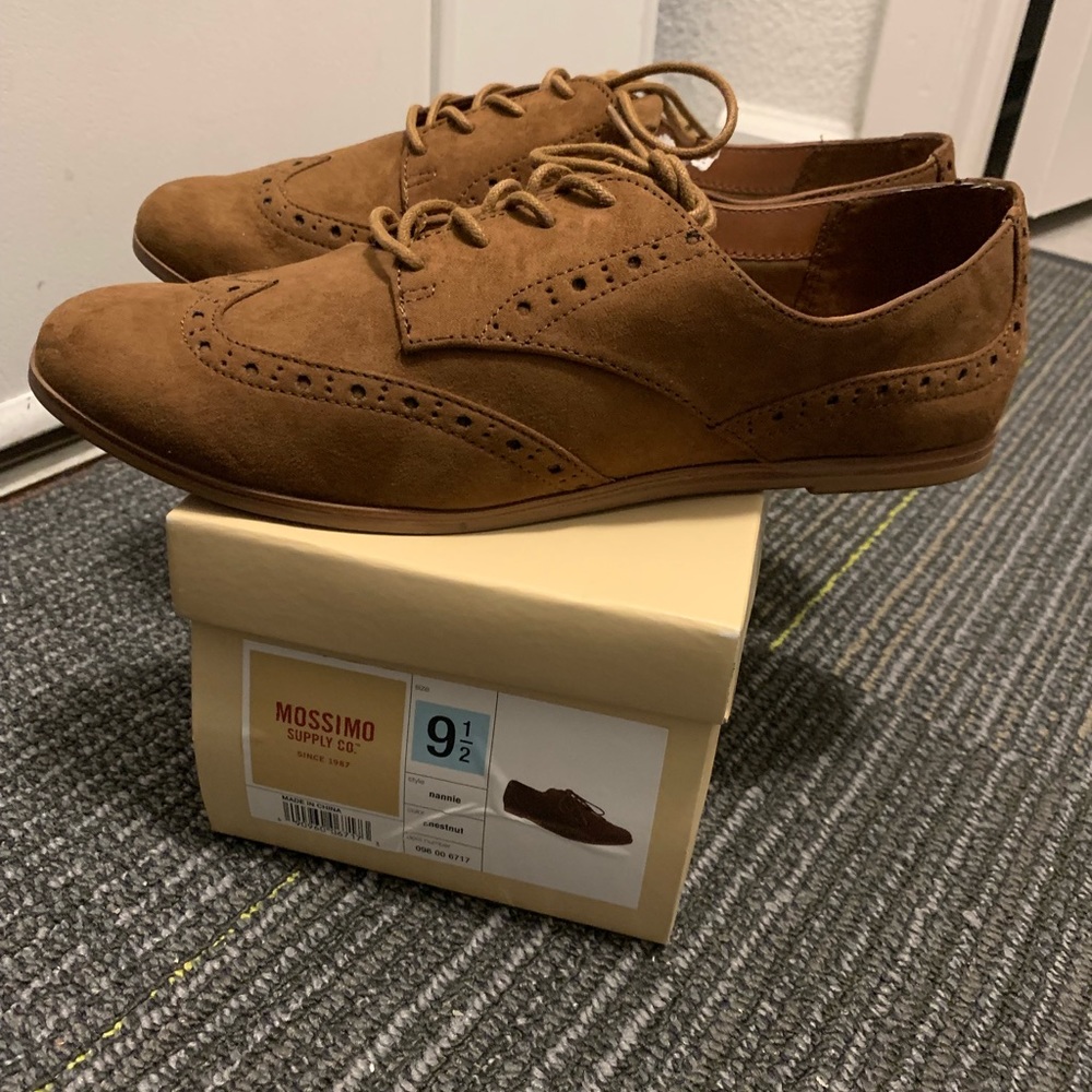 Women’s Oxford Shoes. Sz. 9.5